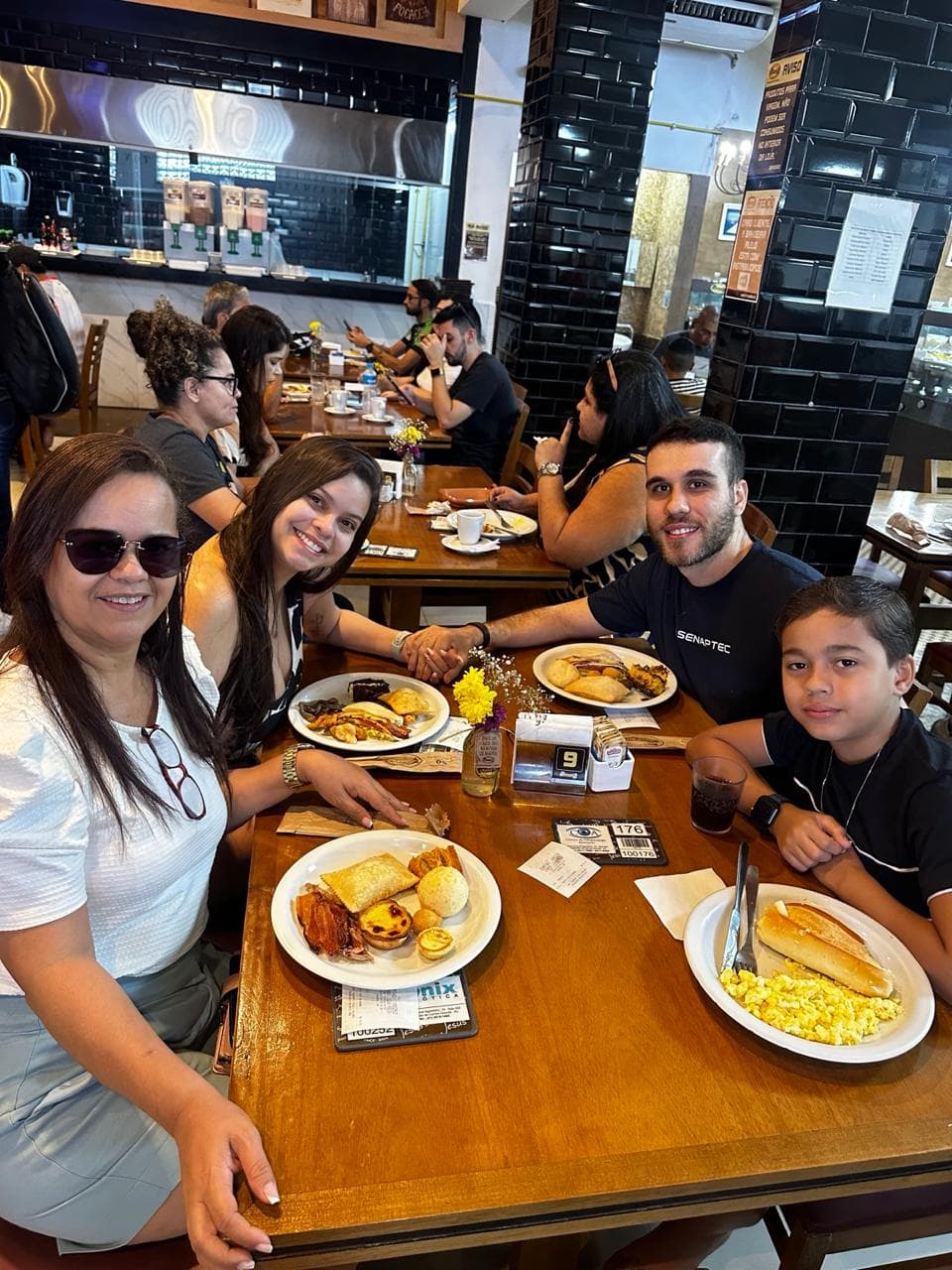 Café da manhã reforçado por conta da sogra