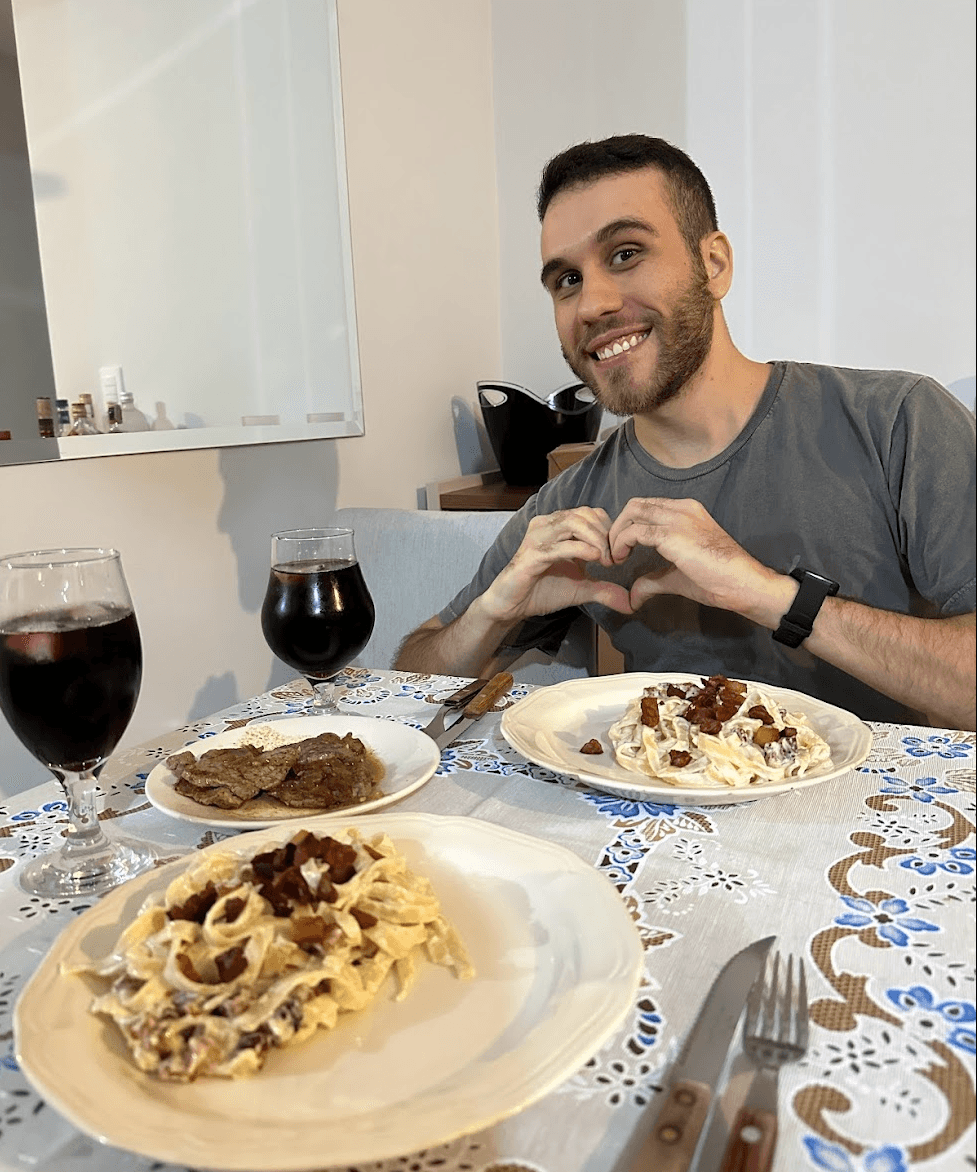 Livro de receitas com variações de macarrão
